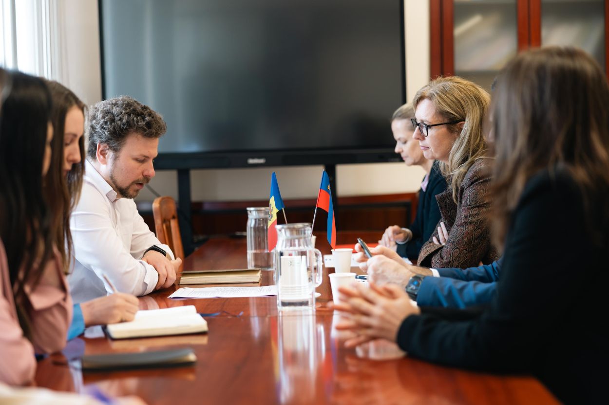 Deputy Prime Minister Sabine Monauni visits development projects in Moldova